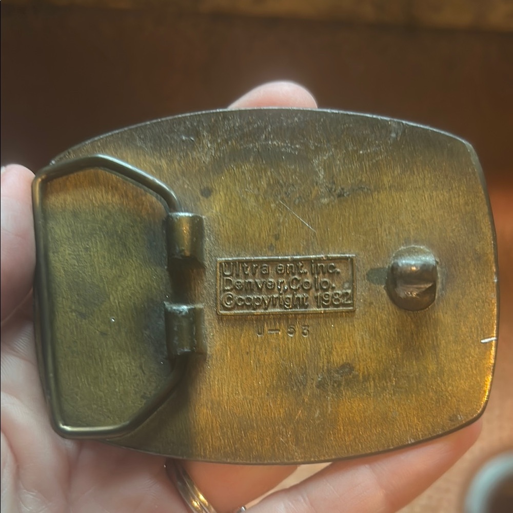 Vintage Ultra Ent. Inc 1982 Las Vegas Twenty One Belt Buckle Bronze Gvc View 2